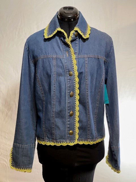 CF46-67 DENIM JACKET WITH LIME BBOARDER DETAIL SIZE SMALL