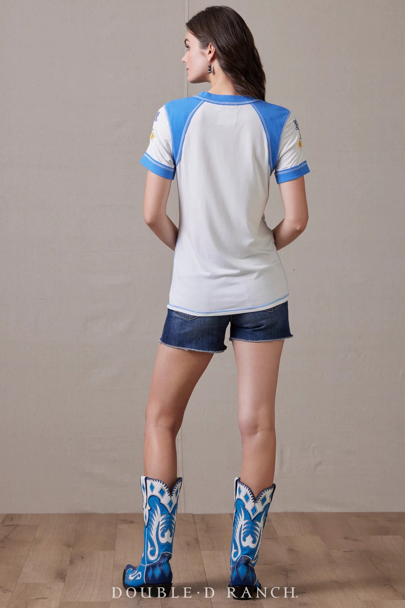 HOWDY COWGIRL TEE T4053