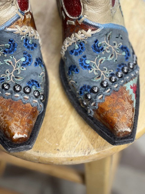 CF62-9 THIS OLD QUILT BOOT 7
