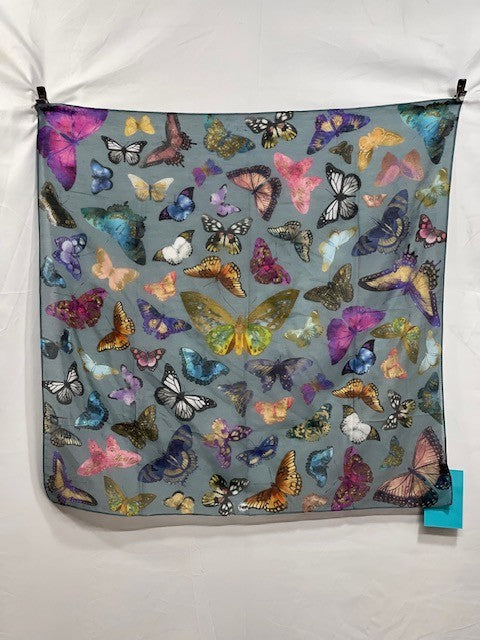 CF1-62 BUTTERFLY SCARF