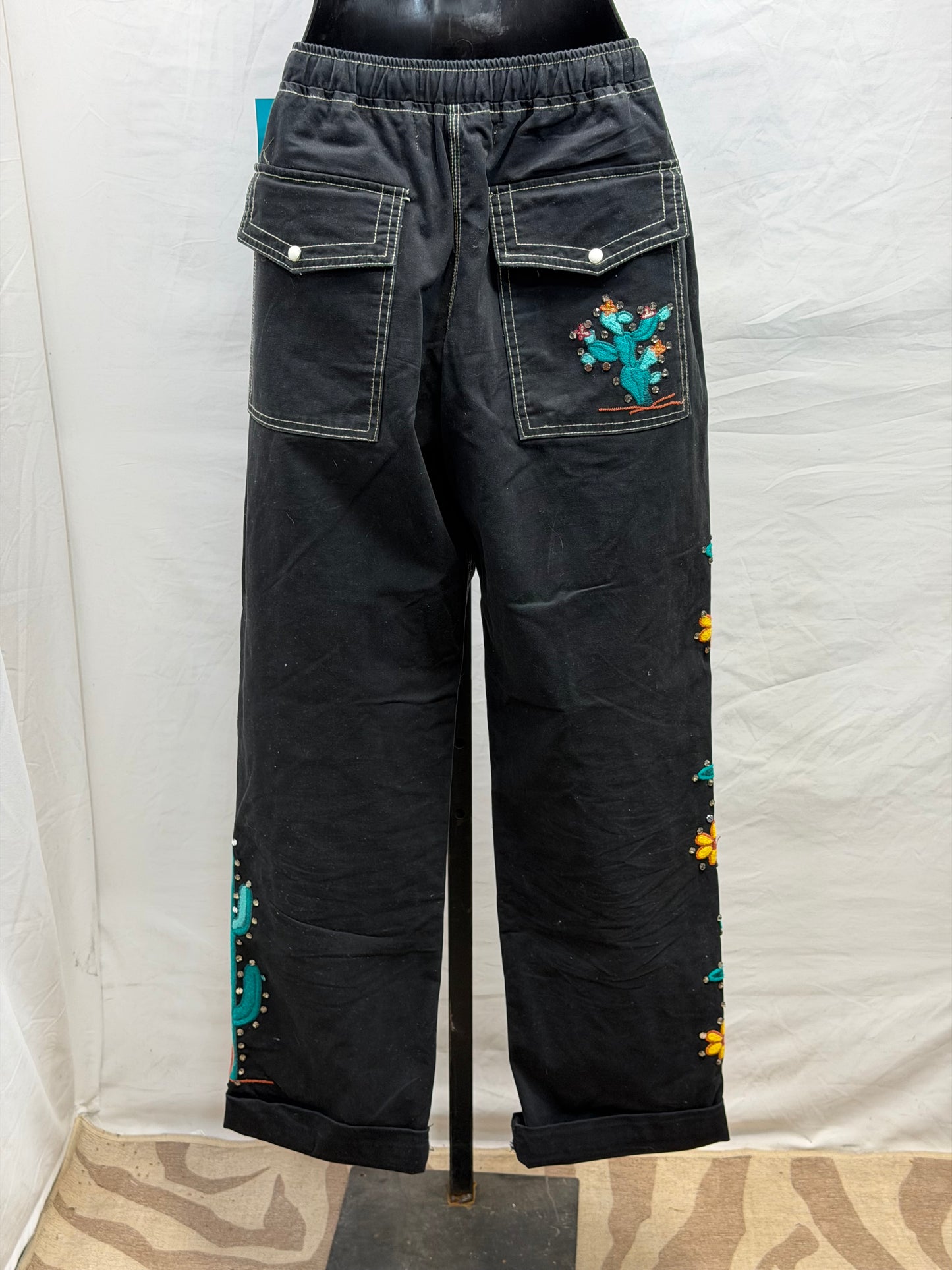 CF47-32 CACTUS WHEEL PANTS M