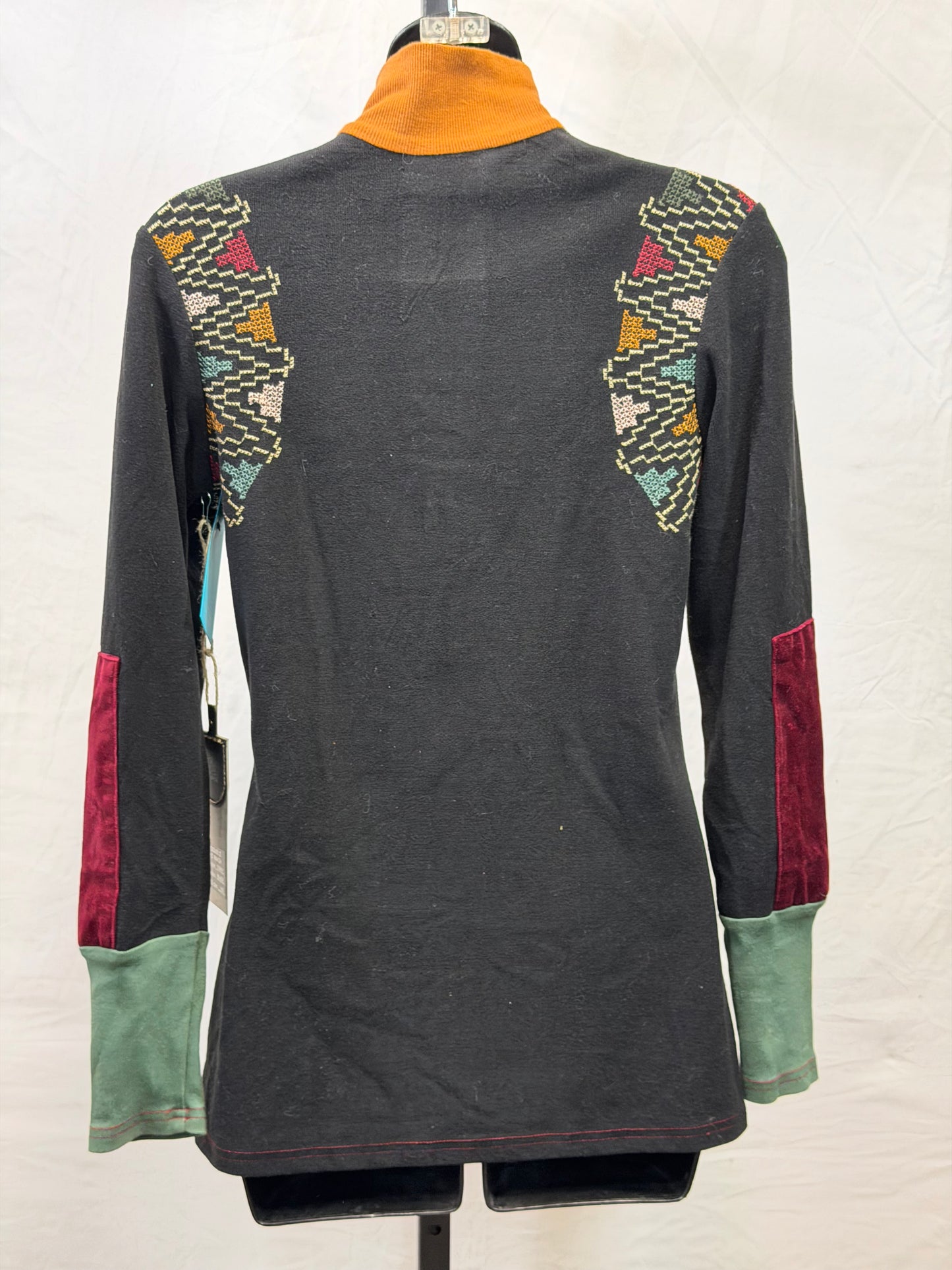 CF55-85 VELVET TRIMMED HENLEY XS