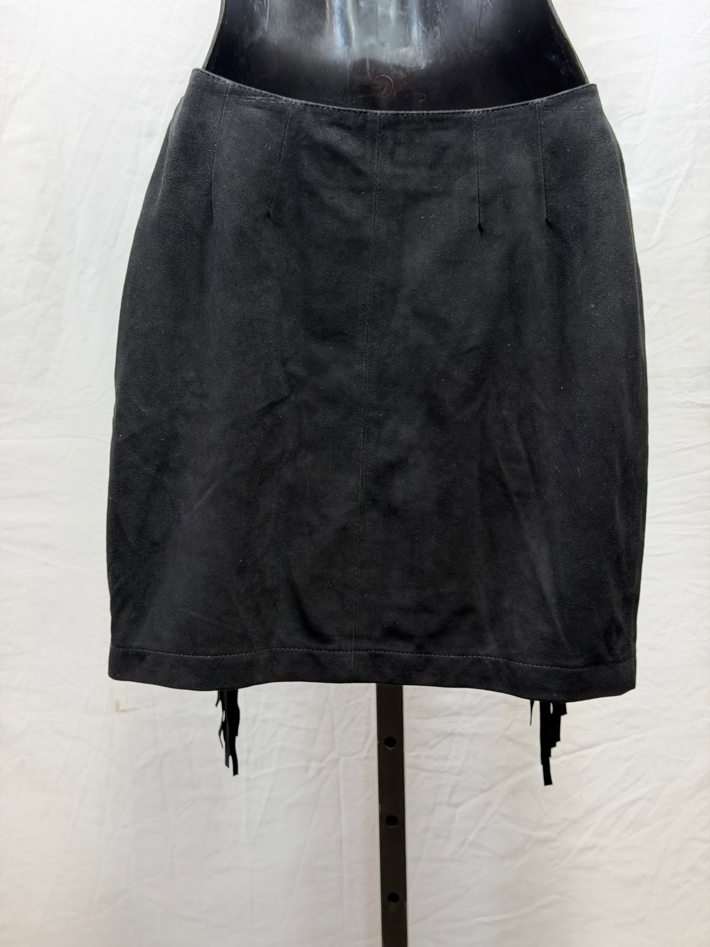 CF55-96 BLK SUEDE SKIRT 2