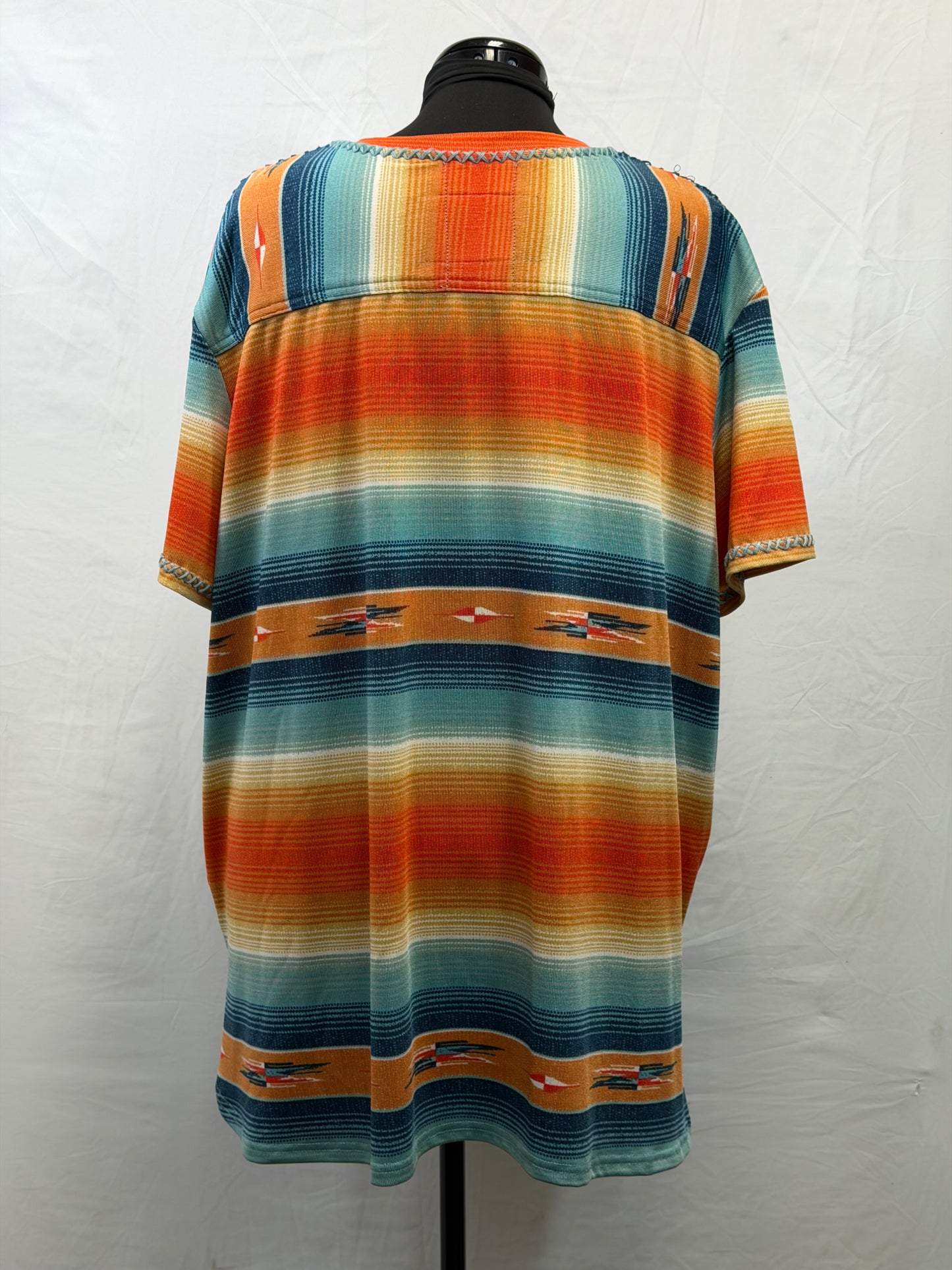 CF105-82 SERAPE TOP W/ POCKET 2X