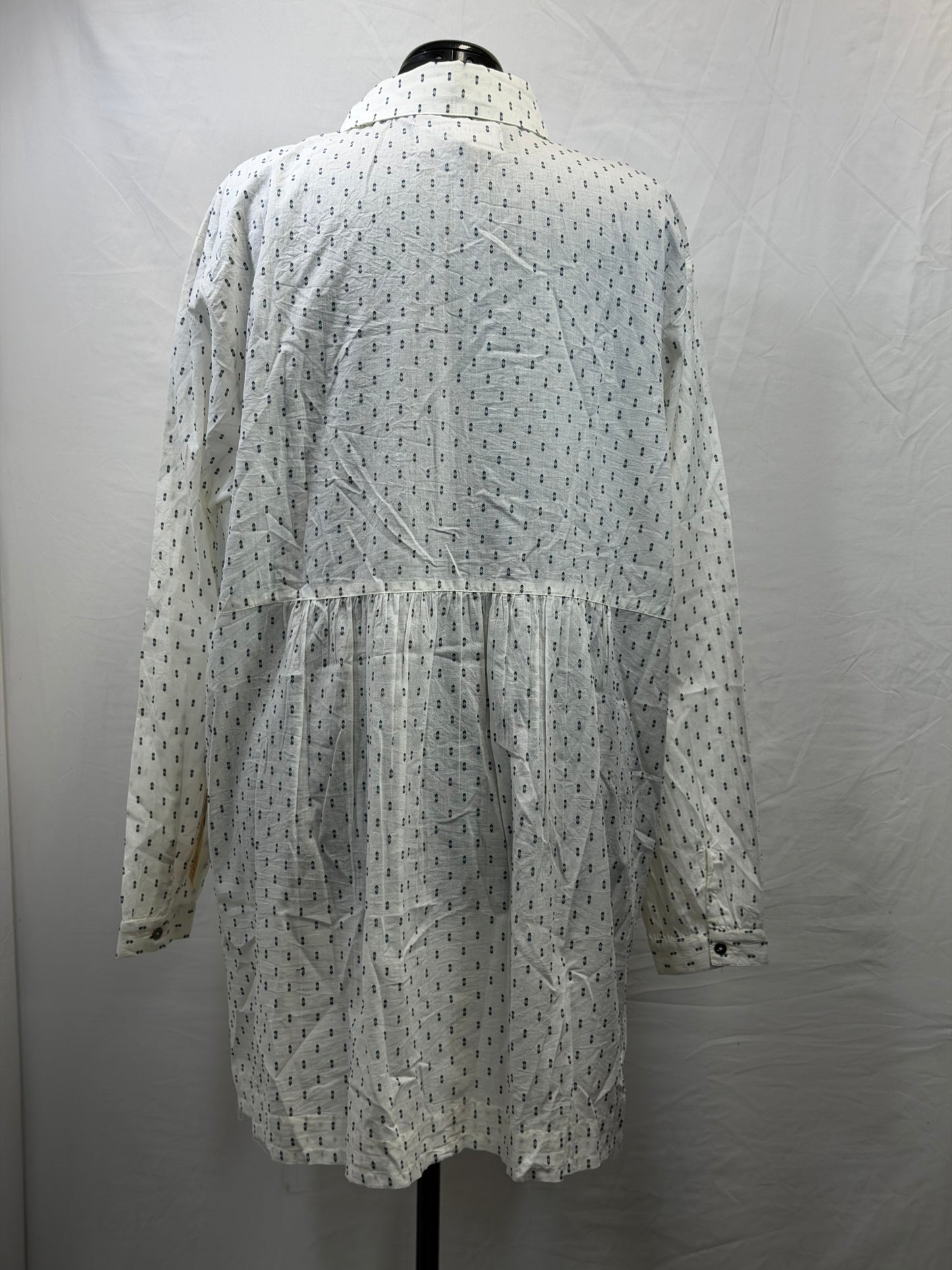 CF105-103 WHITE TUNIC W/ TURQ