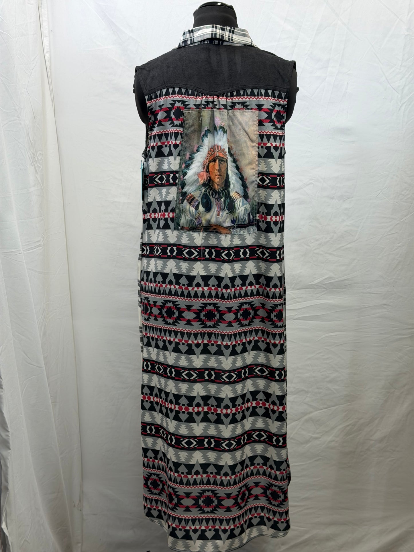 CF110-11 TASHA BLK/WHT DUSTER M