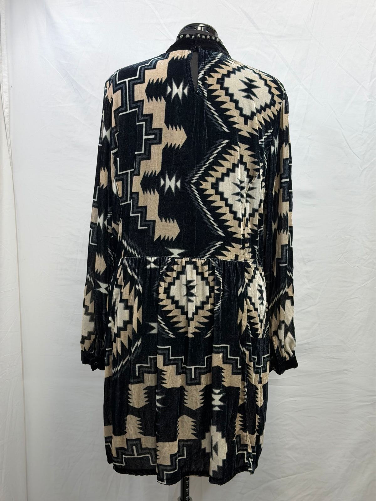 CF105-127 BANKHEAD BLANKET DRESS 2X