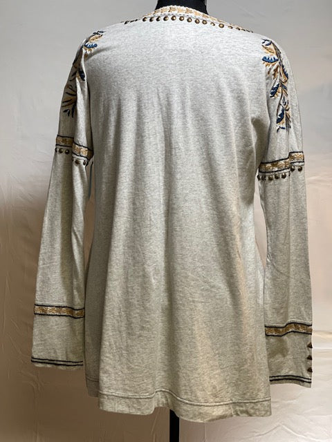 CF38-18 GREY TOP W/GOLD & BLUE STITCH, STUDS-L