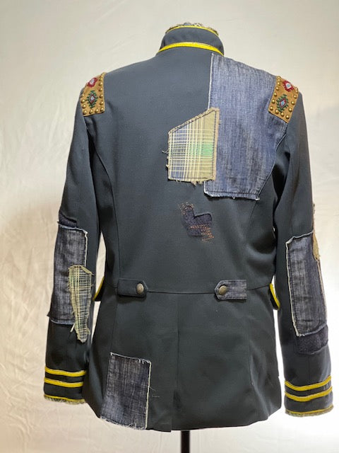 CF41-7 MILITARY STYLE JKT W/PATCHES-L