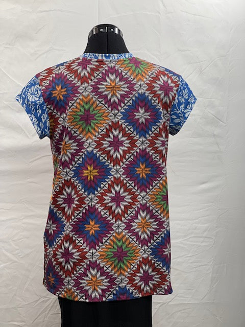 CF48-8 MULTI COLOR QUILT TOP-XS