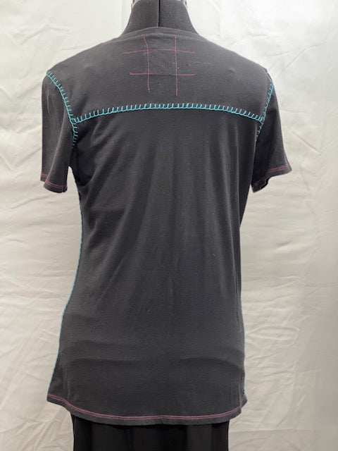 CF48-13 BLK CROSS TEE-M