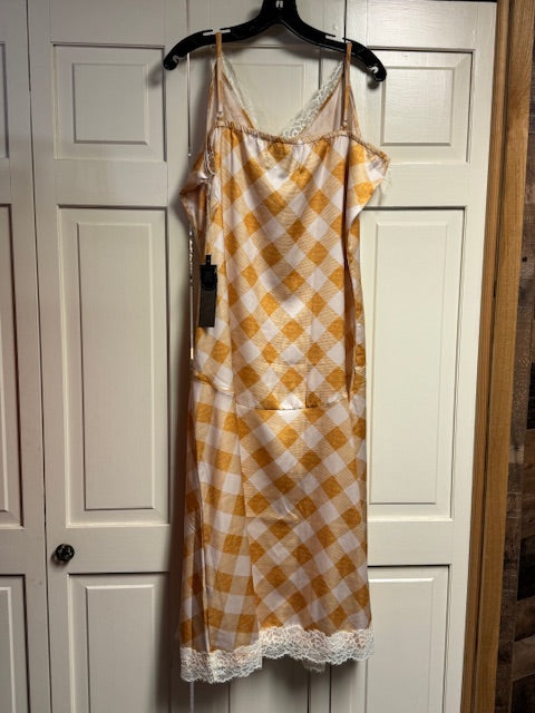 CF38-9 YELLOW/WHITE DRESS-LARGE