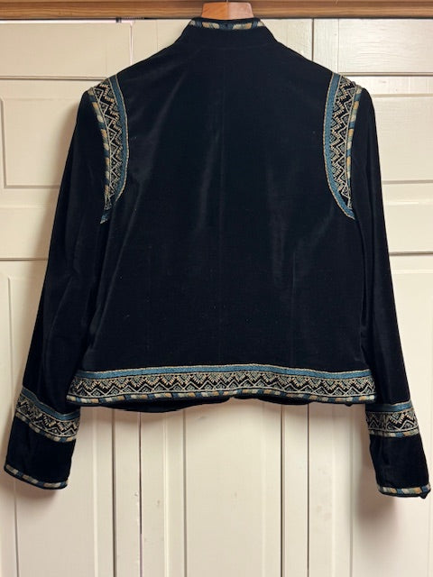 CF40-26 BLK ULTRA SUEDE JKT W/STITCH & CONCHOS-XL
