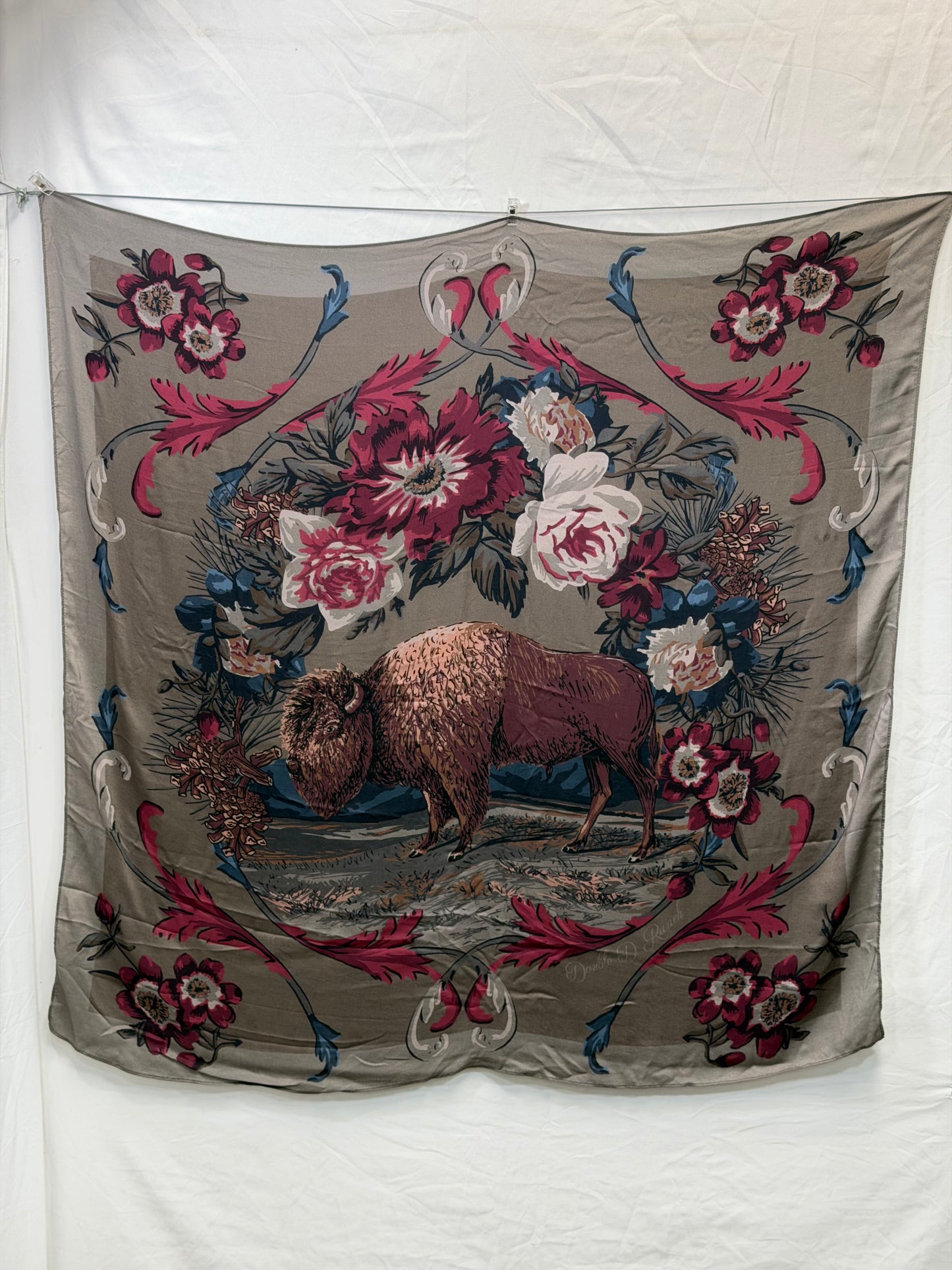CF84-18 BUFFALO SCARF 36X36