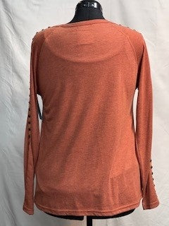 CF76-11 BORN FREE TOP S