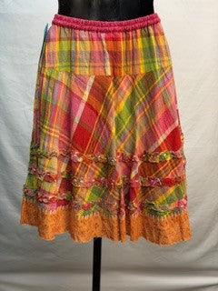 CF52-202 PINK PLAID SKIRT XS
