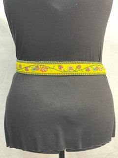 CF52-128 BEADED YELLOW BELT