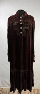 CF43-27 VELVET DRESS W XL CONCHOS L