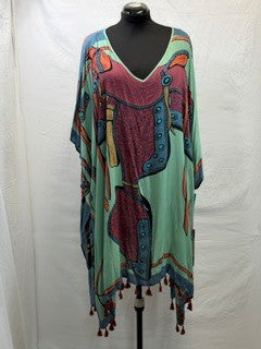 CF105-13 SADDLE UP PONCHO PLUS SIZE