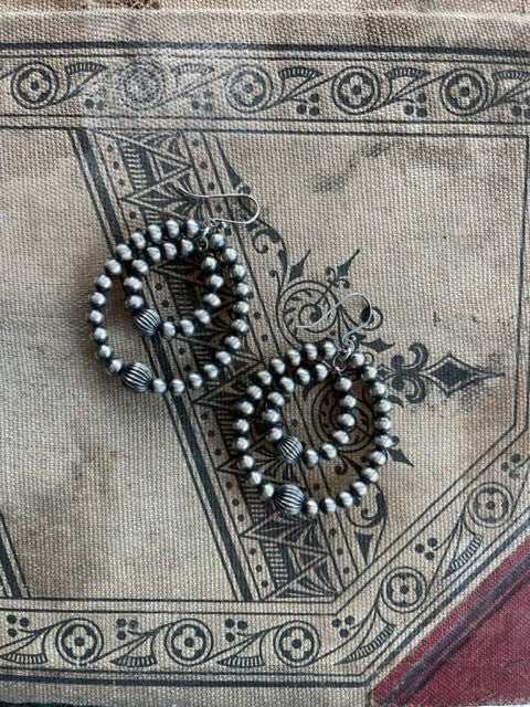 Navajo pearl earrings