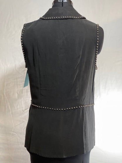 CF46-63 BLACK SLEEVLESS TOP WITH STUD DETAIL, SIZE SMALL