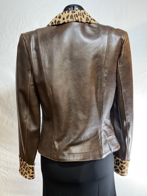 CF46-84 DARK BROWN JACKET WITH LEOPARD COLLAR MEDIUM