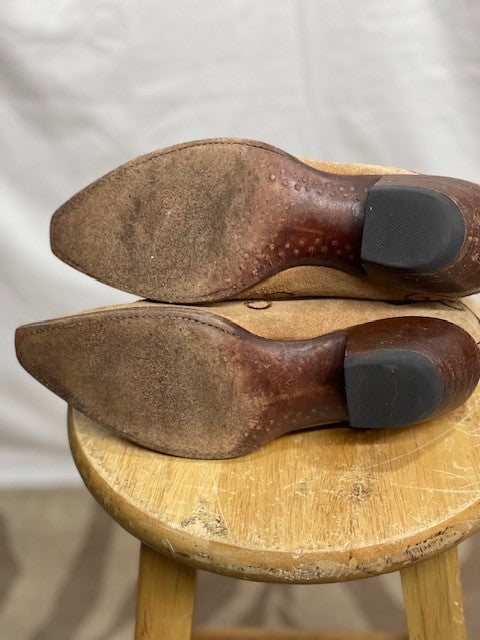 CF46-161 MANUEL SHORTIE BOOT 8.5