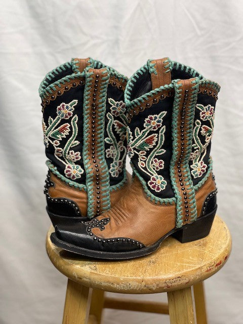 CF62-12 DDR BEADED BOOT 7