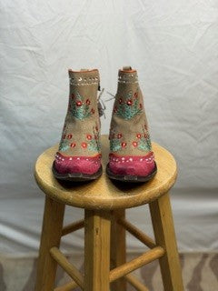 CF42-166 CAMILAS CACTUS BOOT 8.5