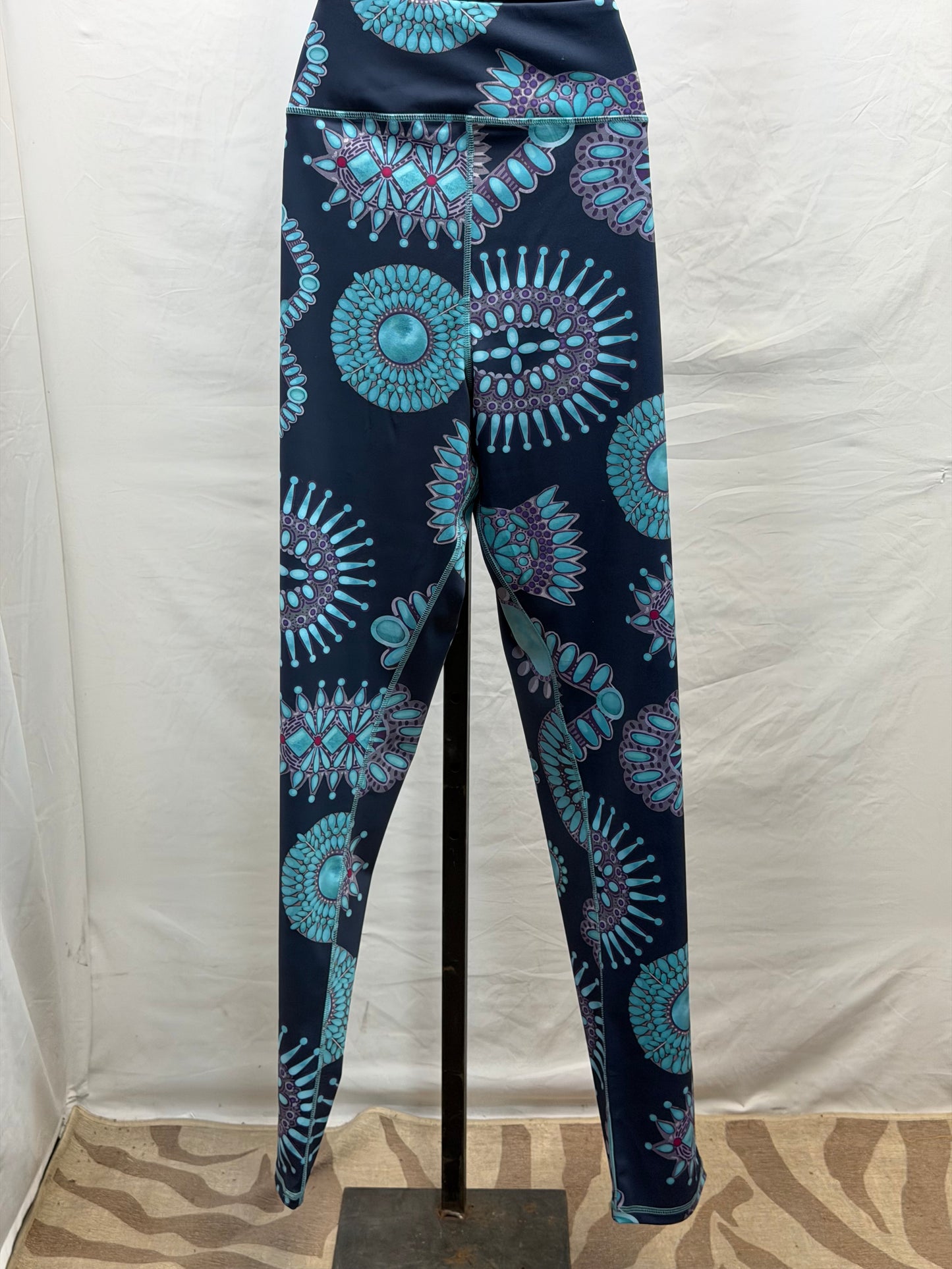 CF105-35 JEWEL BOX LEGGING 2X