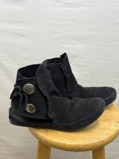 CF47-15 MINNETONKA SUEDE MOC 11