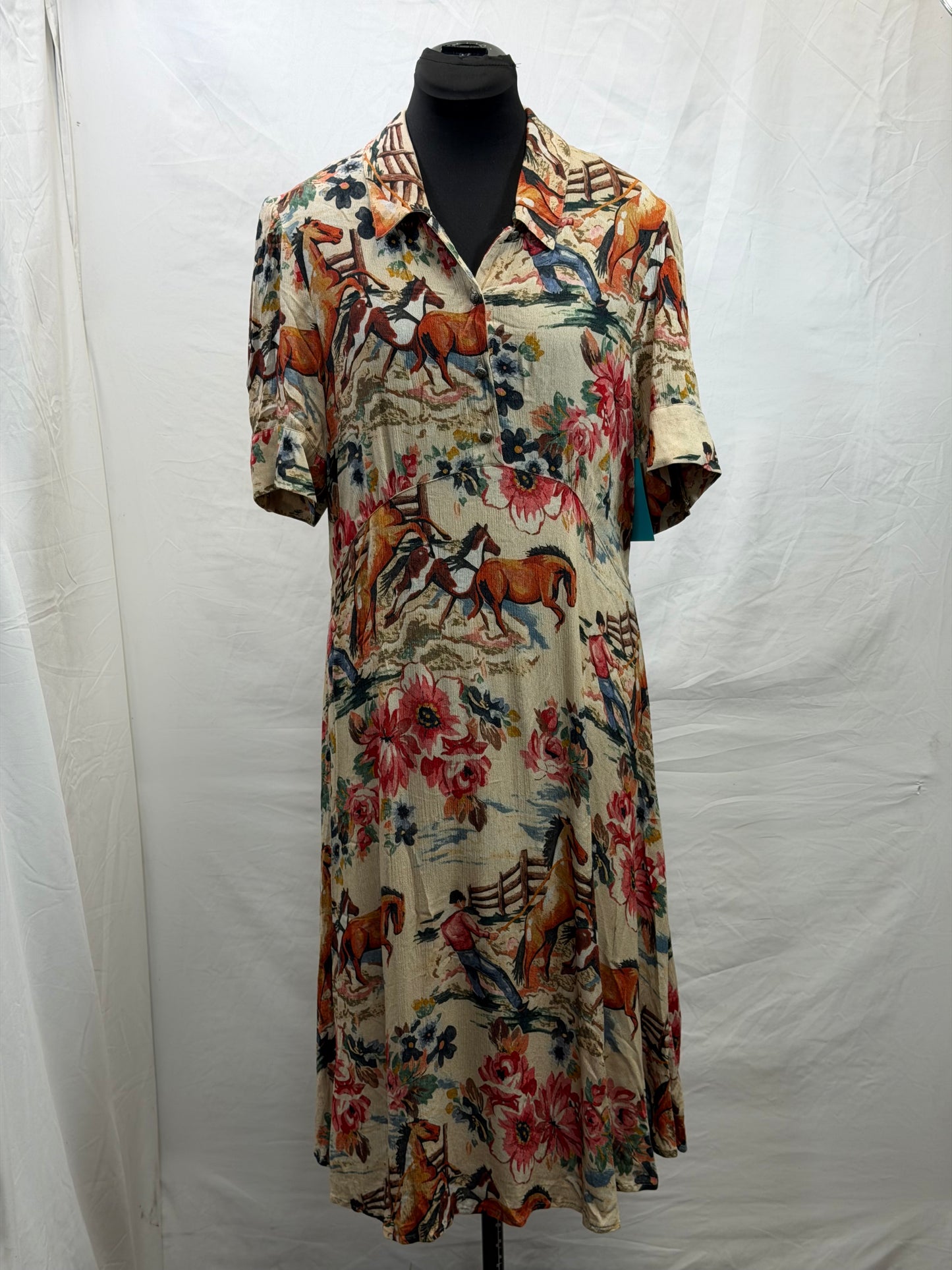 CF47-16 HORSE FLORAL DRESS L