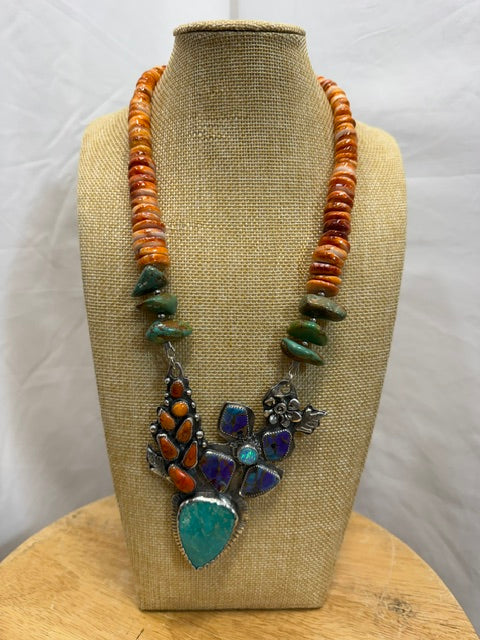 FLOWER POT NECKLACE