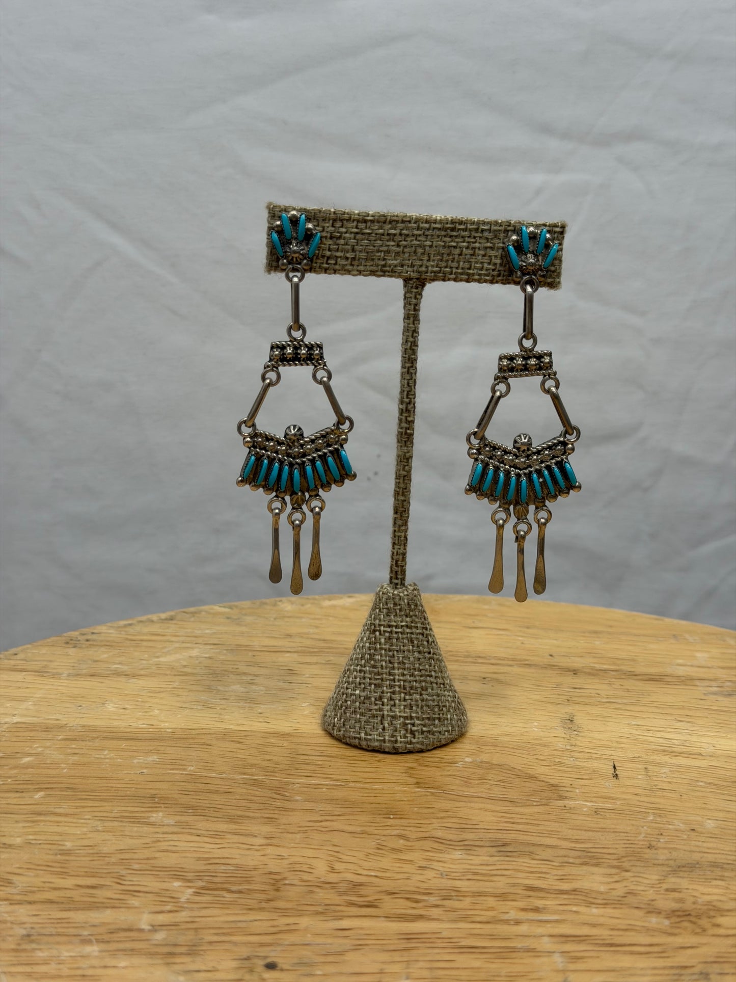 CF105-69 SIGNED ZUNI EARRINGS