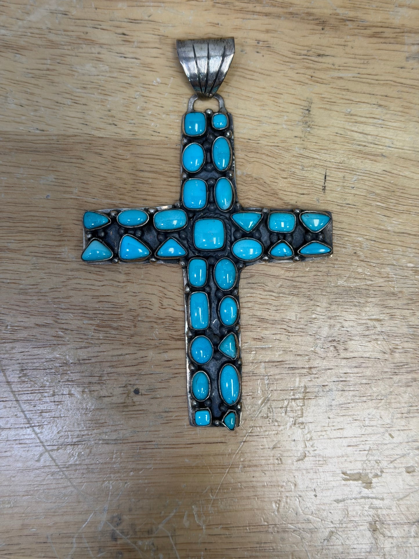 CF105-66 XL TURQ CROSS PEND