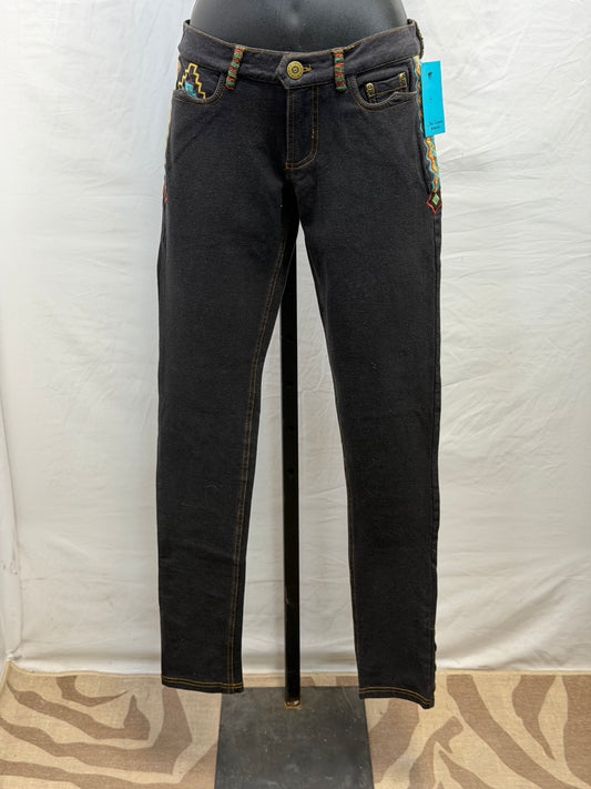 CF107-118 BLK JEANS W/ BEADED BELT LOOP 4