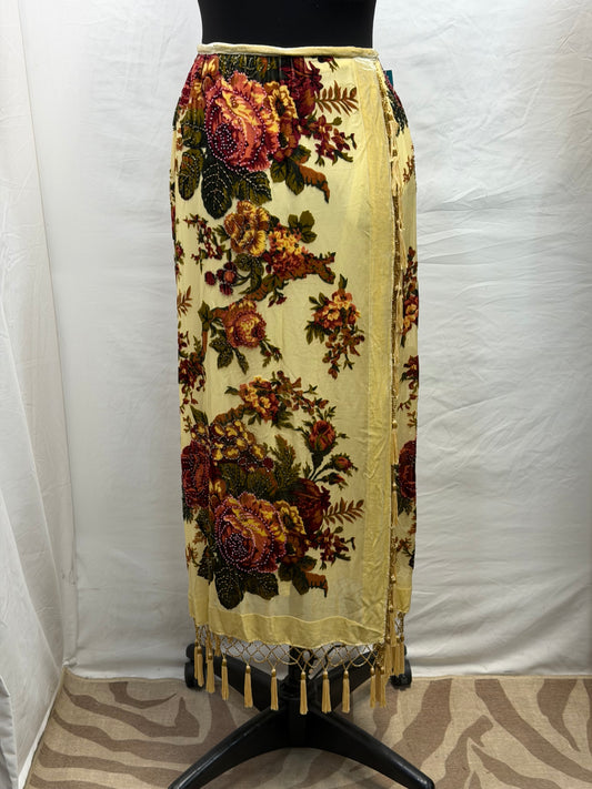 CF107-136 YELOW VELVET SKIRT 8