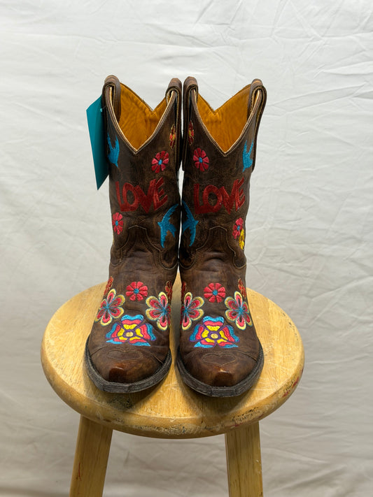 CF52-245 OG LOVE BOOT 6