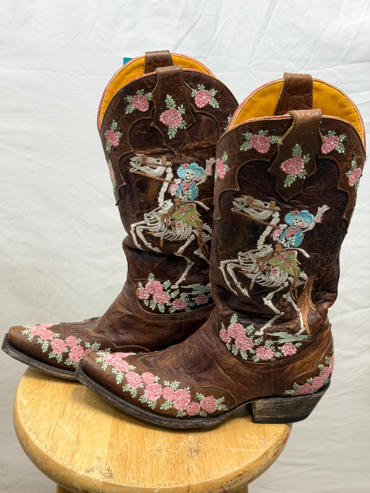 CF52-252 SKELEY COWGIRL BOOT 6