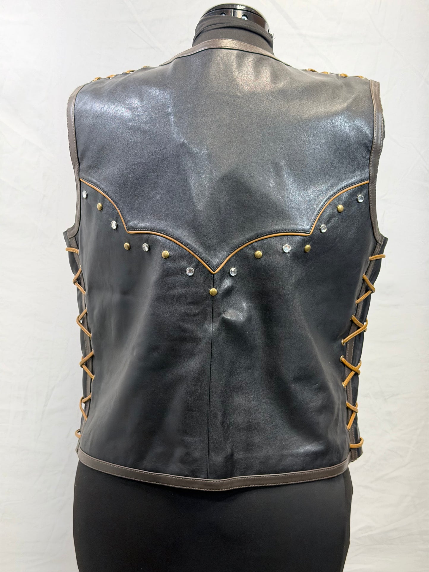 CF3-41 FREE REIN LEATHER VEST XL