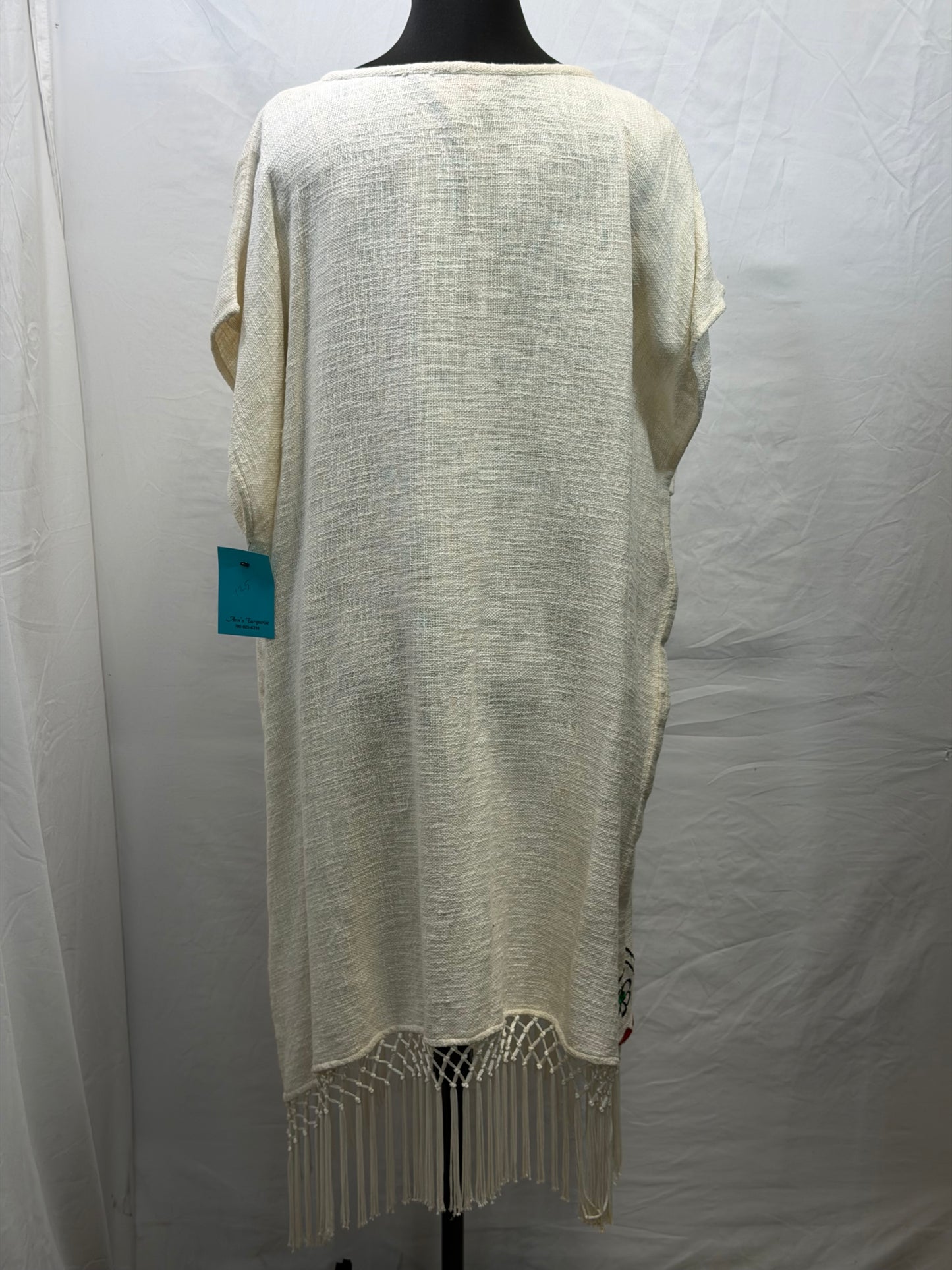 CF110-26 ROJA PEACOCK PONCHO OS