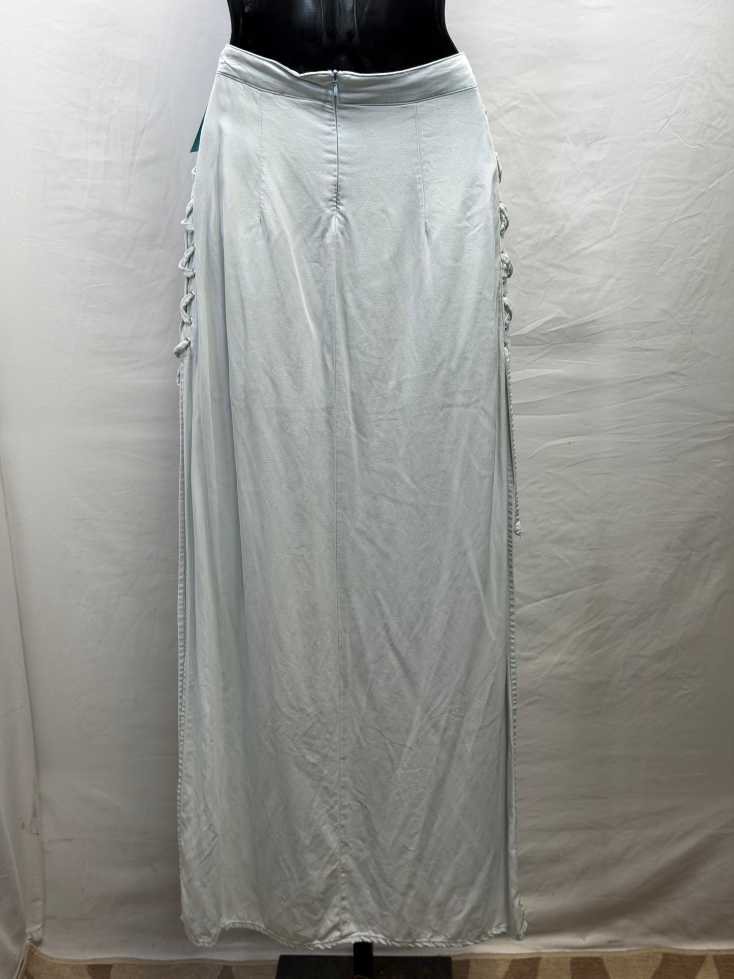 CF110-8 TASHA WHITE SKIRT