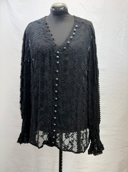 CF105-134 BLK LACE TOP 2X