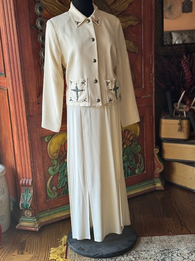 CF5-8 DDR VINTAGE CREPE OUTFIT-IVORY