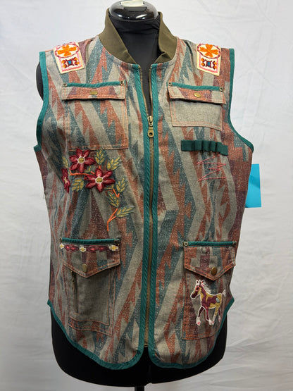 CF106-9 WILD PONY CAMO VEST XL