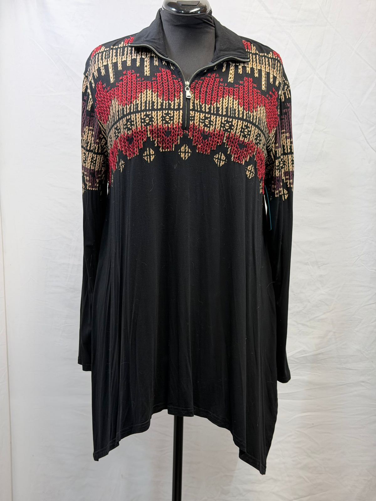 CF111-7 3/4 ZIP TUNIC TOP L
