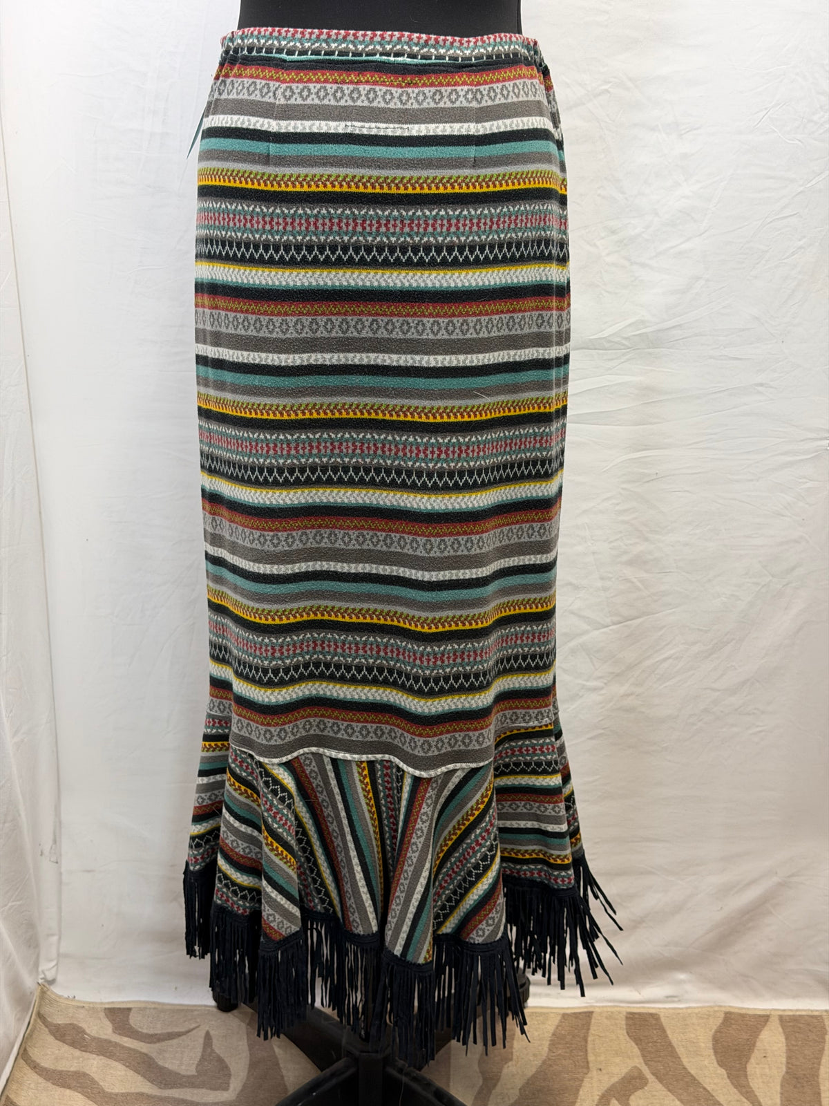 CF111-19 STRIPED SKIRT L