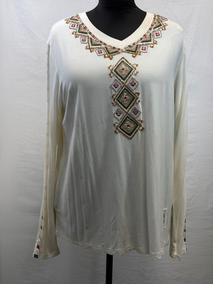 CF54-21 BONE LS TOP WITH SQUARE EMB L