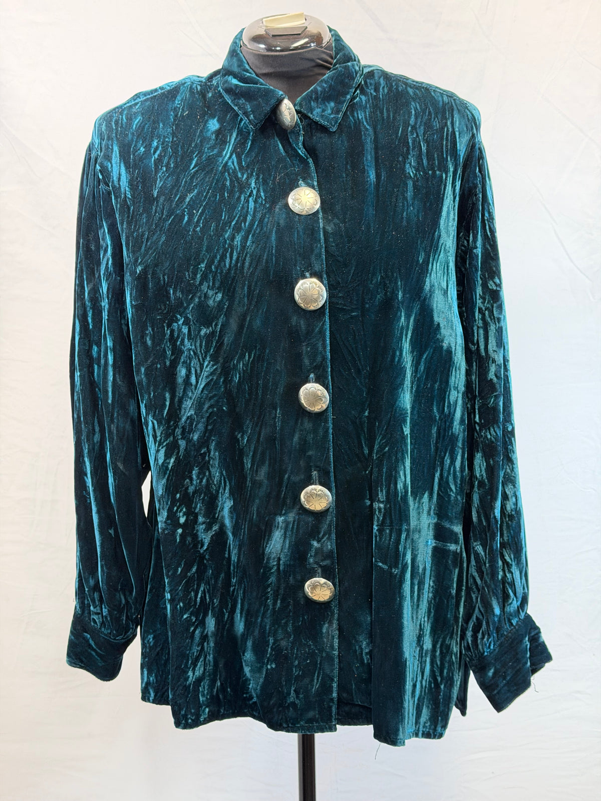 CF109-22 TURQ TOP W/SS BUTTONS S