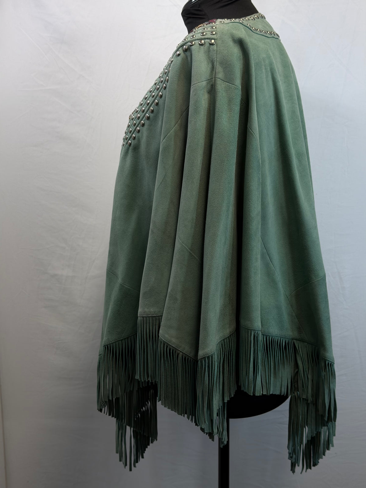 CF109-37 TURQ SUEDE PONCHO S/M